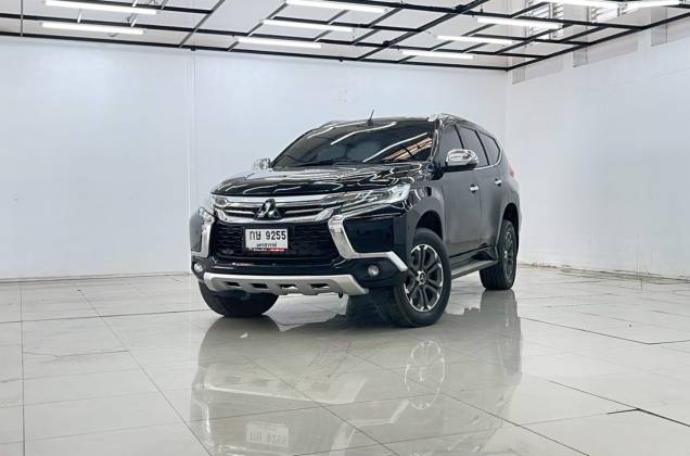 Pajero Sport 2.4 GT Premium 4WD (MY15) AT