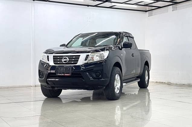NP300 Navara King Cab 2.5 S MT