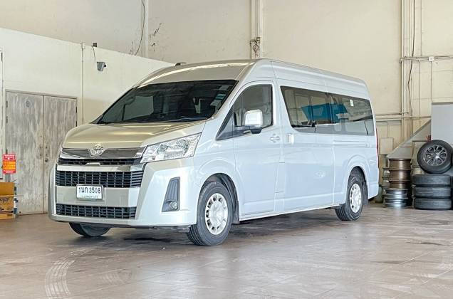 Commuter 2.8 Diesel (MY19) MT