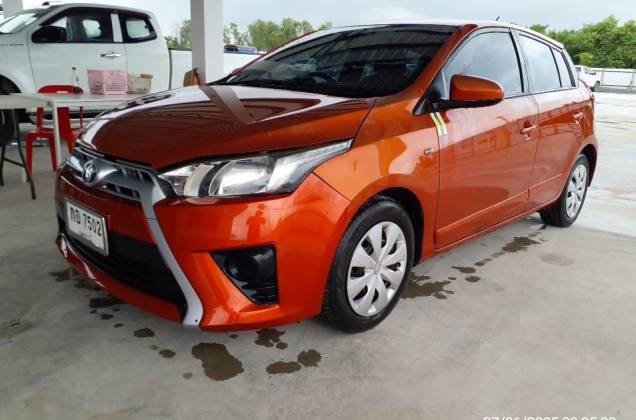 Yaris 1.2 E AT