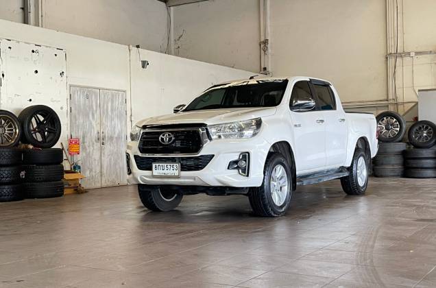 Hilux Revo Double Cab 2.4 E Prerunner (MY18) AT*