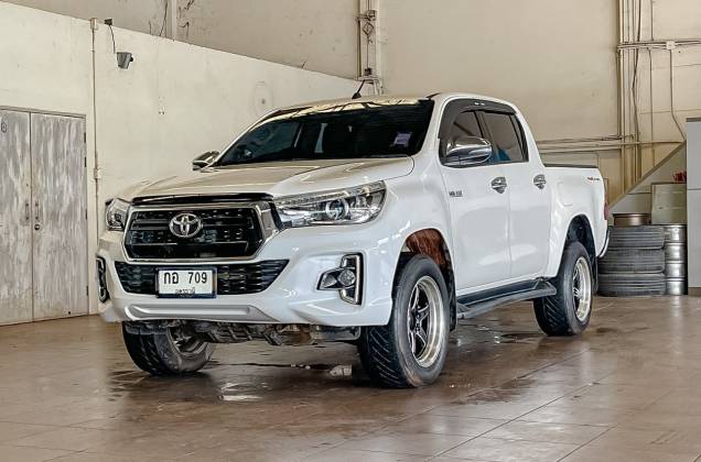 Hilux Revo Double Cab 2.4 E Plus Prerunner (MNC) MT*